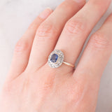 Anello a margherita antico in oro giallo 18K e argento con zaffiro e diamanti di taglio rosetta, anni ‘10/‘20