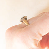 Anello a margherita vintage in oro giallo 9K con zaffiro (0.60ct ca.) e diamanti (0.16ctw ca.), anno 1978