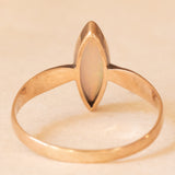 Anello antico in oro giallo 8K con opale, anni ‘10/‘20
