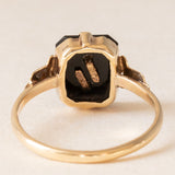 Anello antico in oro giallo 9K con onice e con lettera “B”, anni ‘30