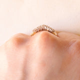 Anello a “V” vintage in oro giallo e bianco 9K con diamanti (0.15ctw ca.), anni ‘70/‘80
