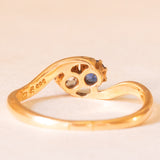 Toi et Moi antico in oro giallo 14K con zaffiro (0.25ct ca.) e diamante di taglio vecchia miniera (0.25ct ca.), anni ‘10/‘20
