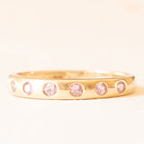 Anello gypsy in oro giallo 9K con zaffiri rosa sintetici (0.28ctw ca.), anno 2004