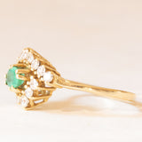 Anello a margherita vintage in oro giallo 14K con smeraldo (0.35ct ca.) e diamanti (0.50ctw ca.), anni ‘70