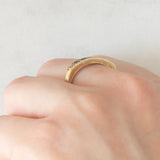Anello “DEAREST” vintage in oro giallo 9K con diamante, smeraldi, ametista, rubino, zaffiro e tormalina, anno 1994