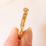 Ciondolo portafoto antico in oro giallo 14K con diamanti di taglio vecchia Europa (0.07ctw ca.), anni ‘10/‘20