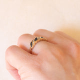 Anello vintage in oro giallo 9K con zaffiri (0.32ctw ca.) e diamanti (0.06ctw ca.), anno 1994