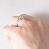 Anello vintage in oro bianco 9K con diamanti (0.03ctw ca.)