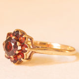 Anello a fiore vintage in oro giallo 9K con granati (0.75ctw ca.), anno 1997