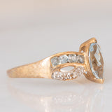Anello vintage in oro giallo 9K con topazi azzurri (0.80ctw ca.) e diamanti, anni ‘80/‘90