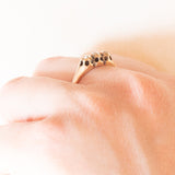 Trilogy antico in oro giallo 14K con diamanti di taglio rosetta (0.20ctw ca.), anni ‘20/‘30