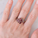 Anello vintage in oro giallo 8K con tormaline rosse, anni ‘80