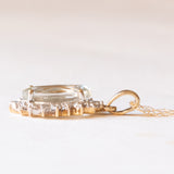 Collana vintage con catenina in oro giallo 9K e con ciondolo a margherita in oro giallo e bianco 9K con quarzo verde e diamanti, anni ‘70/‘80