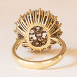 Anello a fiore vintage in oro giallo 18K con diamanti di taglio brillante (1.60ctw ca.), anni ‘60/‘70