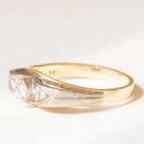 Anello trilogy antico in oro giallo e bianco 14K con diamanti (0.06ctw ca.), anni ‘30/‘40