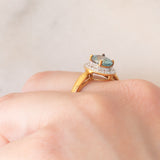 Anello a margherita in oro giallo 9K con zircone azzurro (1.83ct ca.) e zirconi bianchi