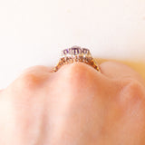 Anello vintage in stile vittoriano in oro giallo e bianco 9K con ametista (0.50ctw ca.) e diamanti