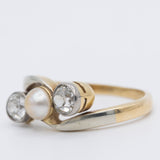 Trilogy antico in oro giallo 18K e argento con diamanti di taglio vecchia miniera (0.70ctw ca.) e perla bianca, primi del ‘900