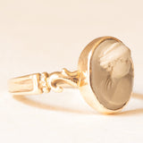 Anello vintage in oro giallo 9K con cammeo su lava, anni ‘40