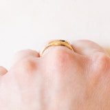 Anello vintage a forma di serpente in oro giallo 18K con zaffiro (0.20ct ca.) e diamanti, anni ‘60/‘70