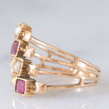 Anello “quadruplo” vintage in oro giallo 18K con paste di vetro rosse e perline bianche, anni ‘60