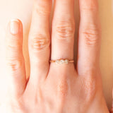 Trilogy vintage in oro giallo 9K con diamanti di taglio brillante (0.18ctw ca.)