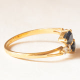 Anello contrarier vintage francese in oro giallo 18K con zaffiri (0.60ctw ca.) e diamanti di taglio brillante (0.18ctw ca.), anni ‘70