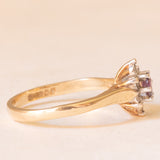 Anello a margherita vintage in oro giallo e bianco 9K con rubino (0.40ct ca.) e diamanti (0.06ctw ca.)