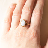 Anello antico in oro giallo 9K con opale (1.30ct ca.), anni ‘10/‘20