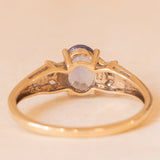 Anello ballerina vintage in oro giallo 9K con tanzanite (0.75ct ca.) e diamanti di taglio tapered (0.10ctw ca.), anno 2011