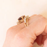 Anello bypass vintage in oro giallo 18K con tormalina rosa (4ct ca.) e diamanti di taglio brillante (0.90ctw ca.), anni ‘80