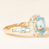 Anello vintage in oro giallo 9K con topazi azzurri (1.64ctw ca.) e diamanti (0.14ctw ca.), anni ‘80