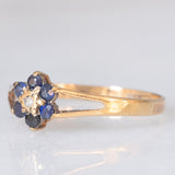 Anello a fiore vintage in oro giallo 9K con zaffiri (0.30ctw ca.) e diamante, anno 1977