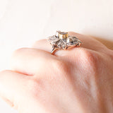 Anello vintage in stile antico in oro giallo 18K e argento con zaffiri e diamanti di taglio rosa