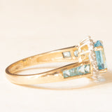 Anello vintage in oro giallo 9K con topazi azzurri (1.64ctw ca.) e diamanti (0.14ctw ca.), anni ‘80