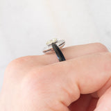 Anello vintage in stile Art Déco in platino con diamanti (centrale di 0.75ct) e onice