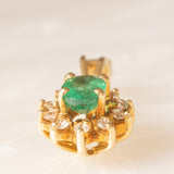 Ciondolo a margherita vintage in oro giallo 14K con smeraldo (0.40ct ca.) e diamanti di taglio brillante (0.15ctw ca.), anni ‘70/‘80