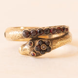Anello a serpente antico in oro giallo 14K con granati e perlina bianca, primi del ‘900