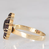 Anello a fiore vintage in oro giallo 8K con granati (2ctw ca.), anni ‘50/‘60