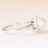 Anello a margherita vintage in oro bianco 14K con perla bianca coltivata e diamanti (0.08ctw ca.), anni ‘60