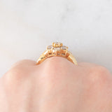 Anello a fiore in oro giallo 18K con diamanti champagne e bianchi (1.50ctw), anni ‘70/‘80