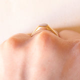 Anello vintage in oro giallo 9K con opale (0.15ct ca.), anno 1987