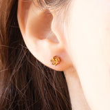 Orecchini punto luce vintage in oro giallo 9K con quarzi citrini (0.40ct ca.), anni ‘70