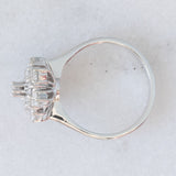 Anello a fiocco di neve vintage in oro bianco 14K con diamanti di taglio brillante (0.71ctw ca.), anni ‘60/‘70