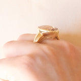 Anello da cocktail vintage in oro giallo 14K con morganite (10ct ca.), anni ‘70/‘80
