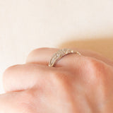 Anello a fascia vintage in oro bianco 9K con diamanti (0.13ctw ca.), anni ‘70/‘80