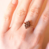 Anello vintage in oro giallo 9K con granati (0.90ctw ca.), anno 1978