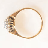 Anello a margherita vintage in oro giallo 9K con zaffiro (0.60ct ca.) e diamanti (0.16ctw ca.), anno 1978