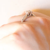Anello vintage in oro bianco 9K con diamanti (0.34ctw ca.), anni ‘80