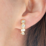 Orecchini a “C” vintage in oro giallo 18K con diamanti di taglio brillante (0.80ctw ca.), anni ‘70/‘80